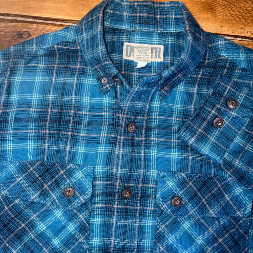 Duluth Trading Co Button Down Shirt Mens Small Blue Plaid Flannel 3237-30 OCP